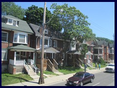 Toronto Bus Tour 166  - Spadina Rd